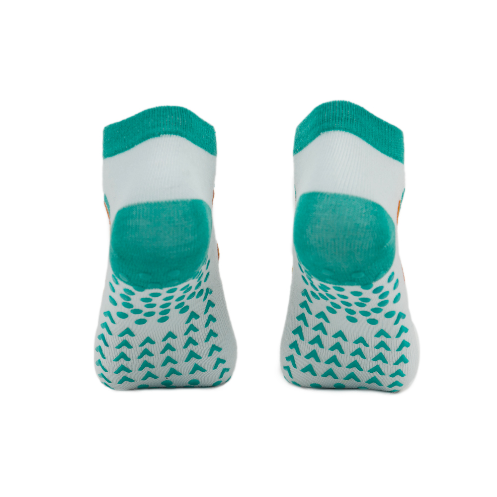 Factory Wholesale Custom Trampoline Socks Non Skid Socks (2).jpg