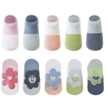 Cotton Cute Anti Slip Baby Ankle Socks with Cartoon for Newborn Children in Spring Autumn