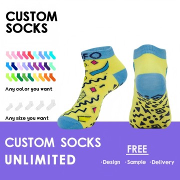 Custom Jump Sports Trampoline Socks High Quality Fashion Grip Socks for Trampoline Parks