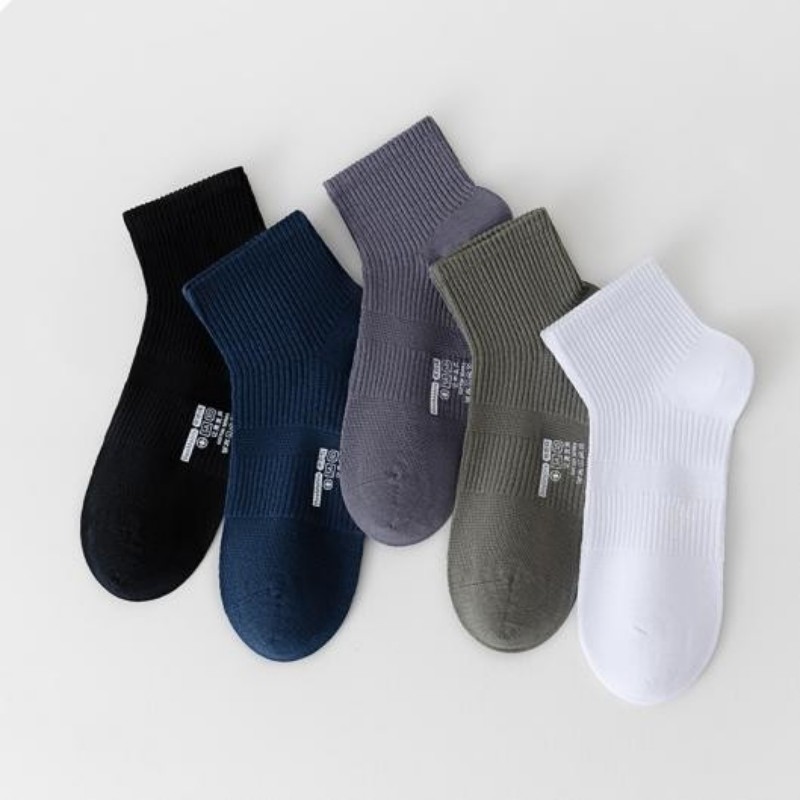 4. OEM Wholesale Custom Logo All Color Short Socks for Spring&Summer.jpg
