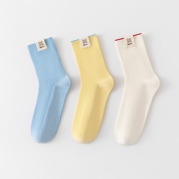 Seamless Comfort Versatile Everyday Cotton Crew Socks for Women